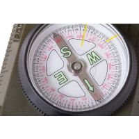 Levenhuk DC65 Compass